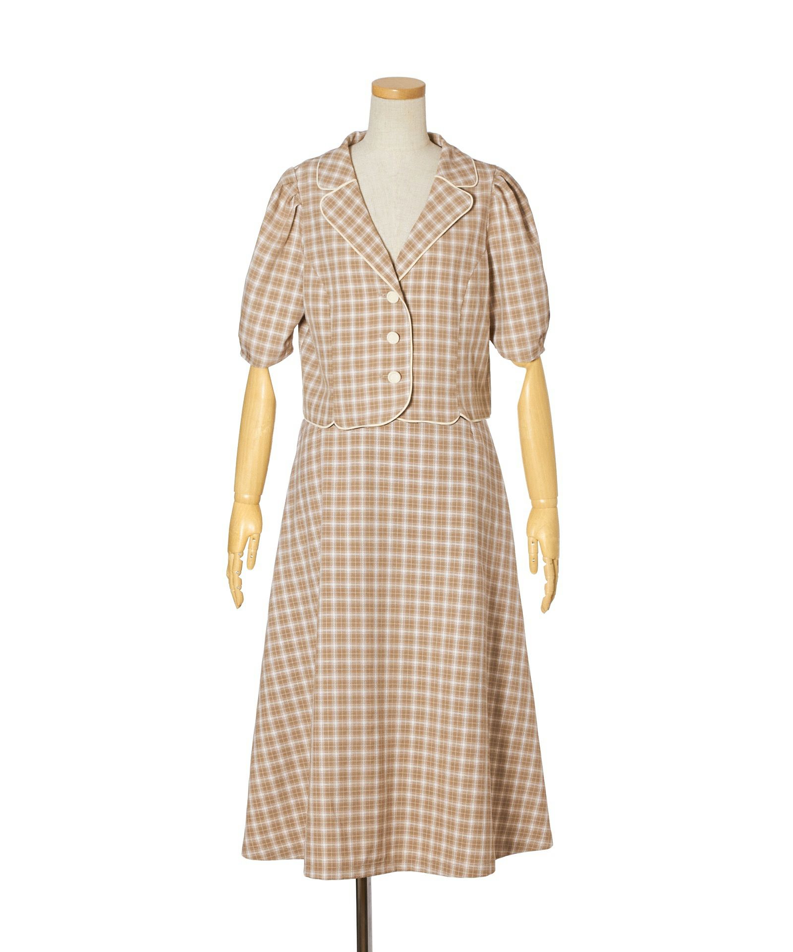 セットアップ (beige×white)