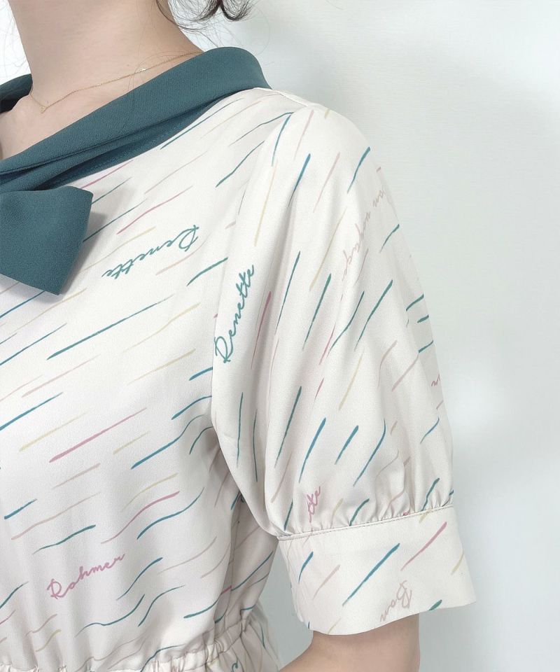 ivory × green / sleeves
