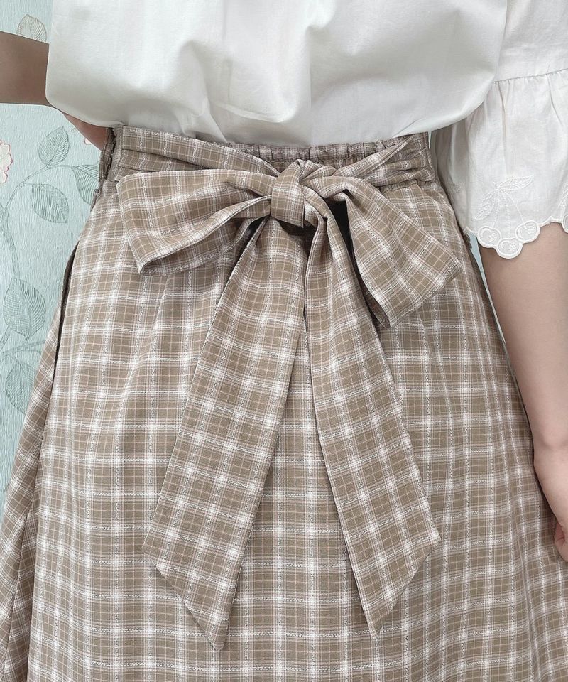 beige × white / back ribbon
