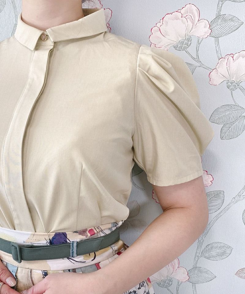 cream / sleeve