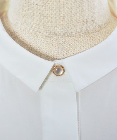 Button up (off white)
