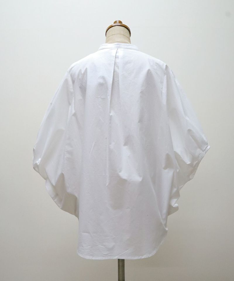 バック (white)