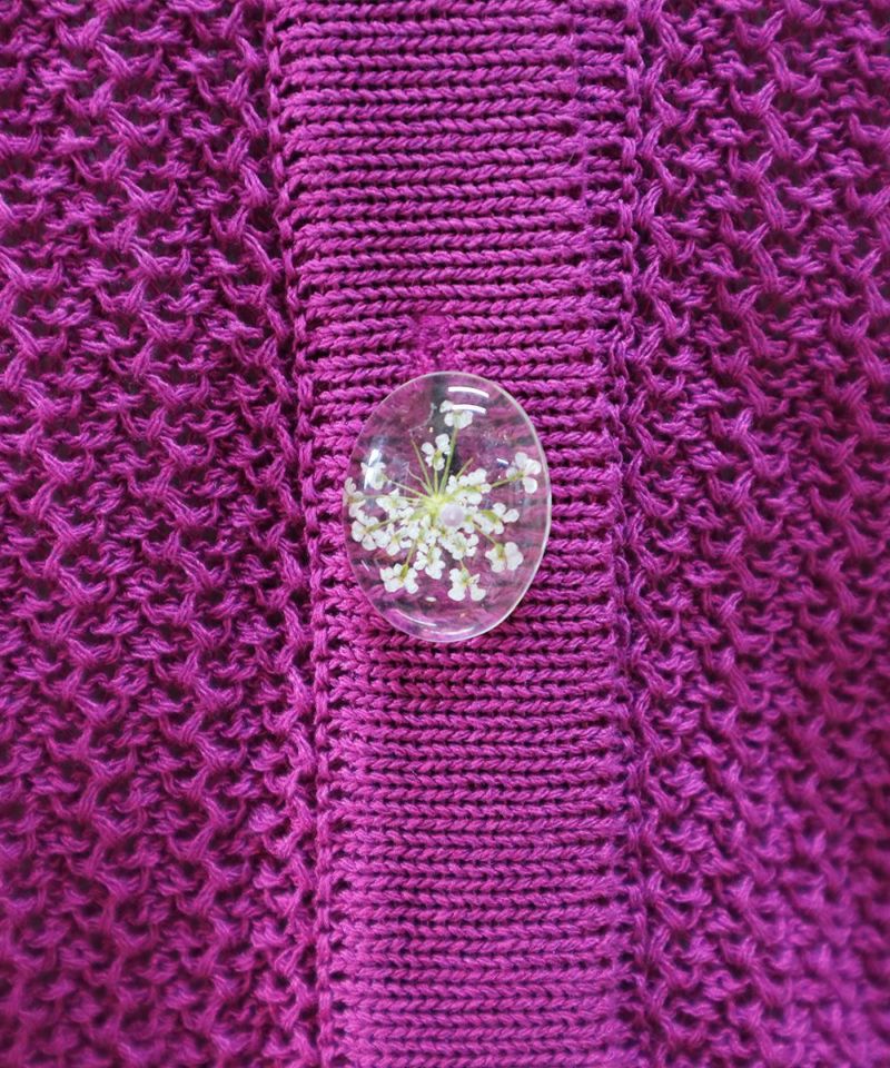Button (purple)