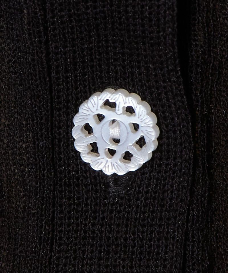 Button up (black)