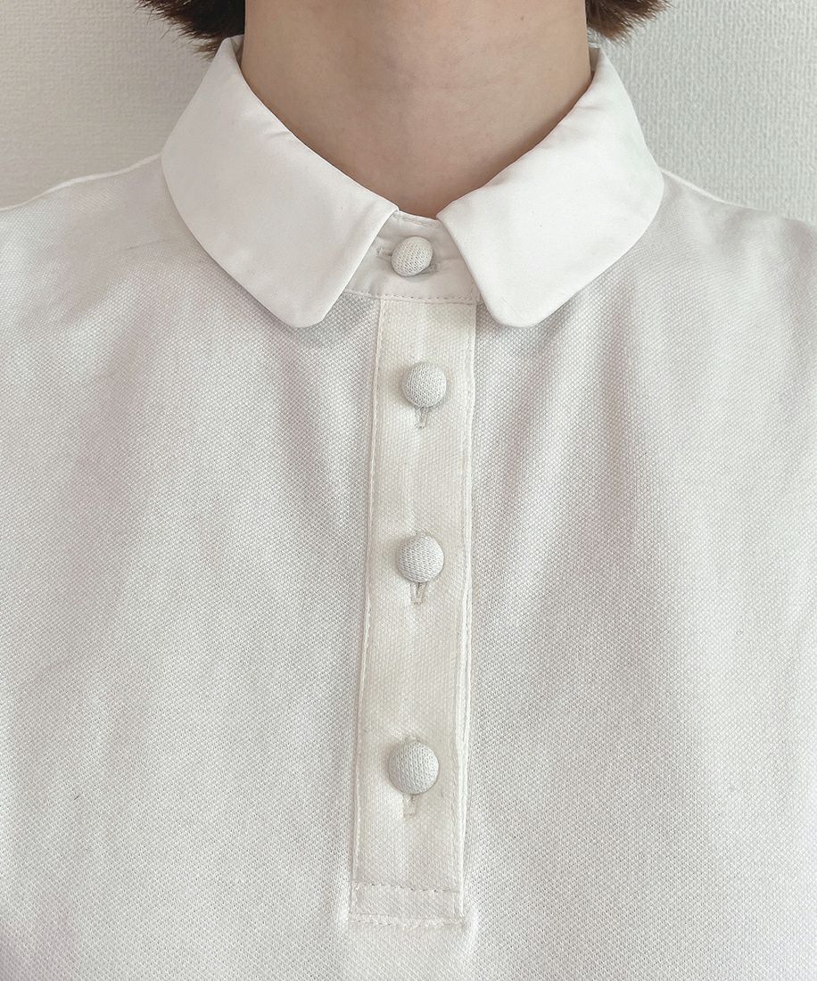 off white / タイを外した場合