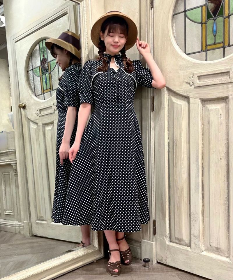 Black × white / 166cm / M size wearing