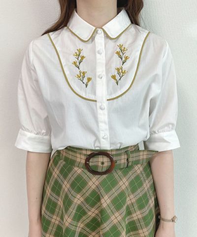 クロッカス刺繍ヨーク切替シャツ/F i.n.t [42AF01h026]