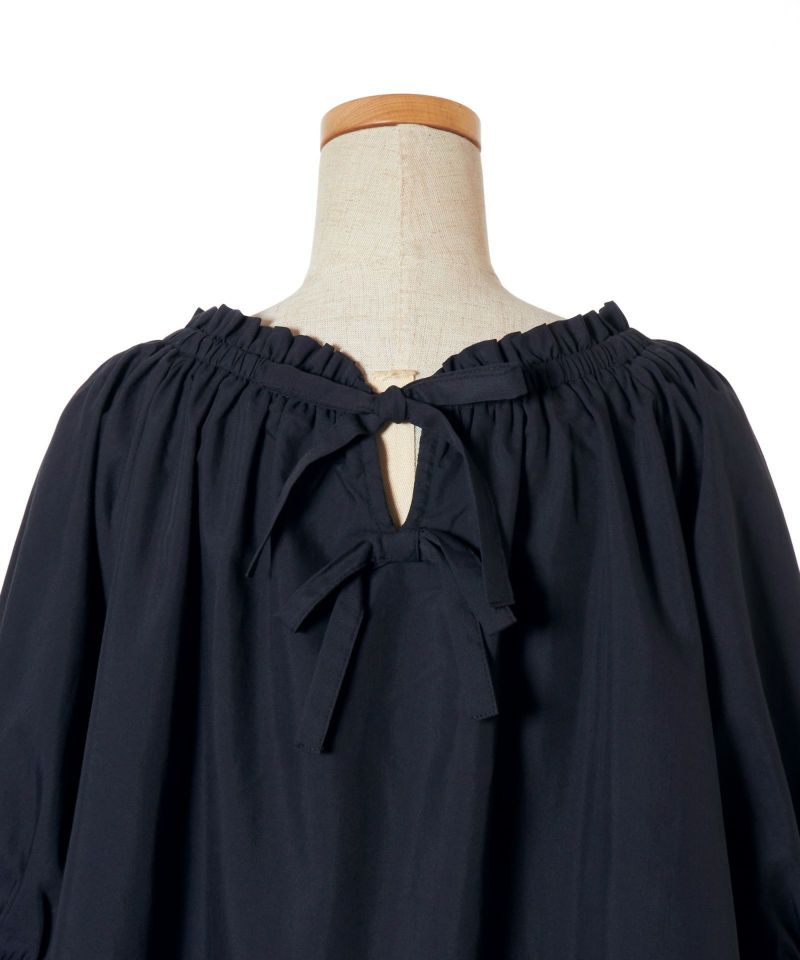 Back ribbon (black)