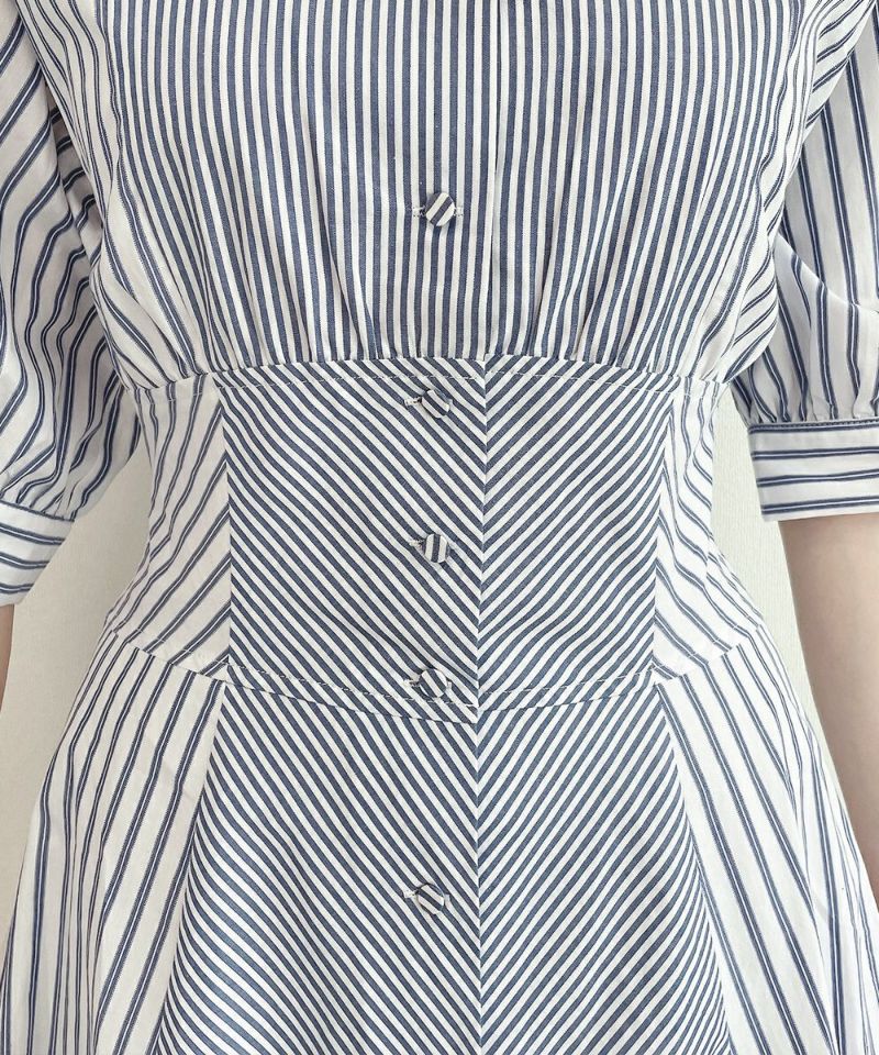 off × blue / waist switching