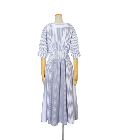 Back (off x blue)