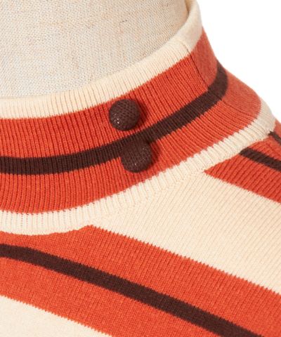 Button (orange)