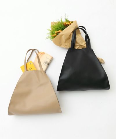 Eco Leather Triangle Tote Bag / COUPE LE COEUR [43PC01a001]