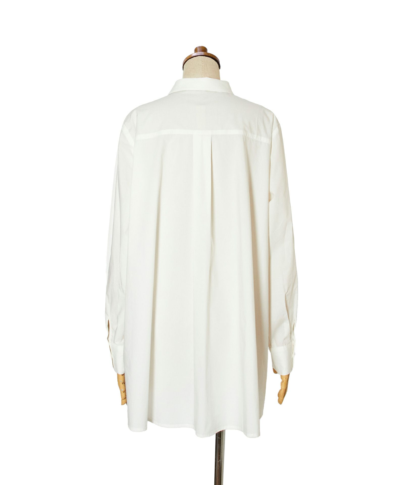 バック (white)