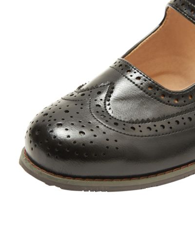 Toe (black)