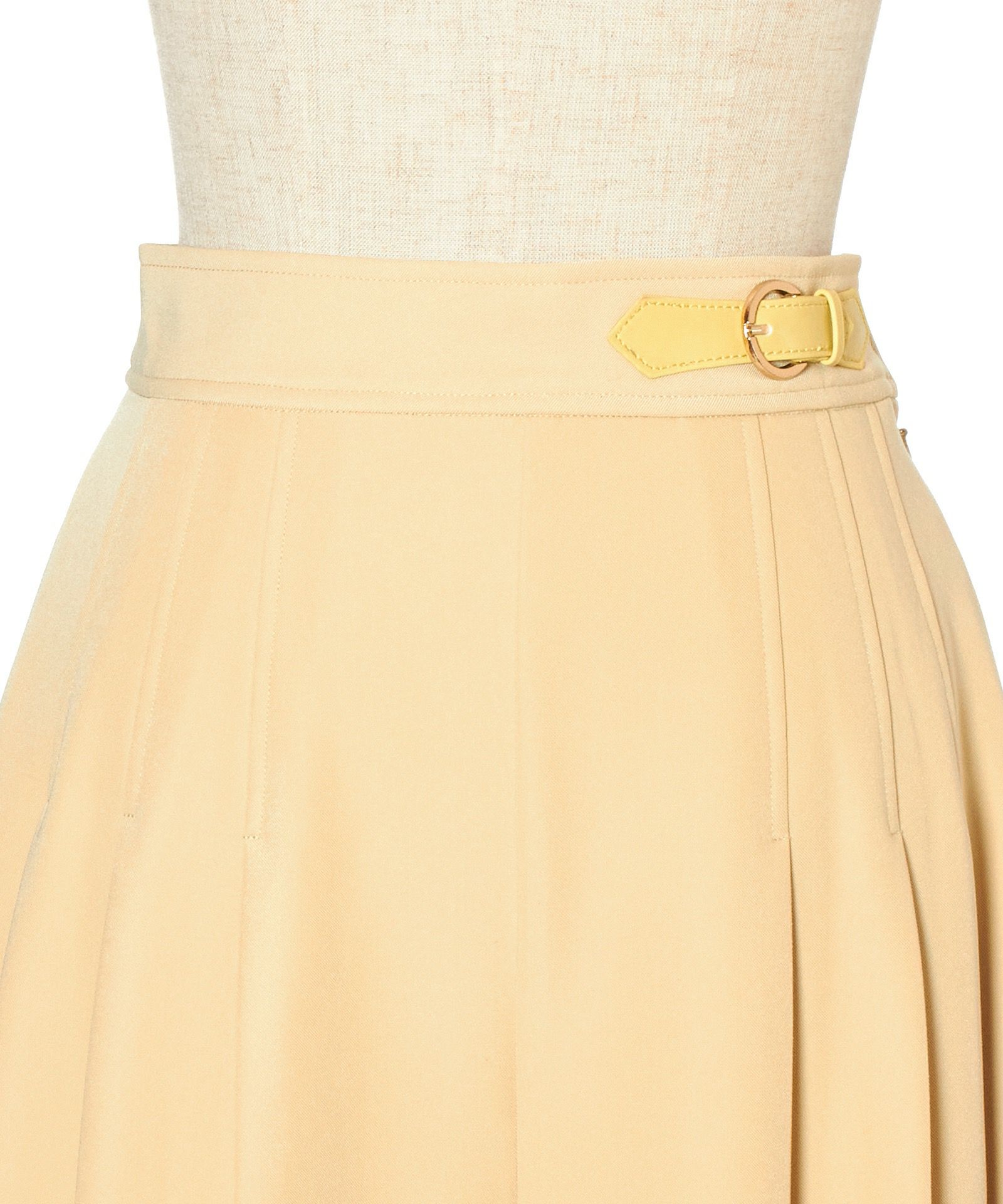 フロントアップ (light yellow)