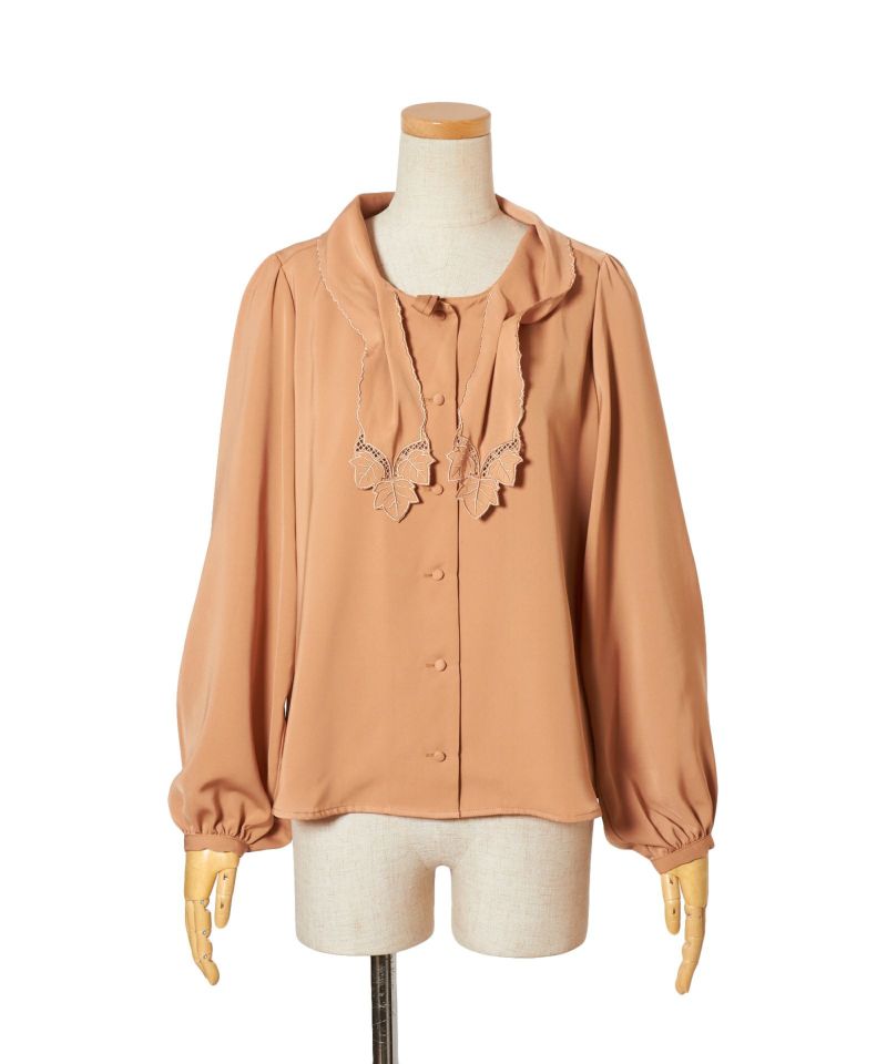 ボウタイをほどいた場合 (beige)