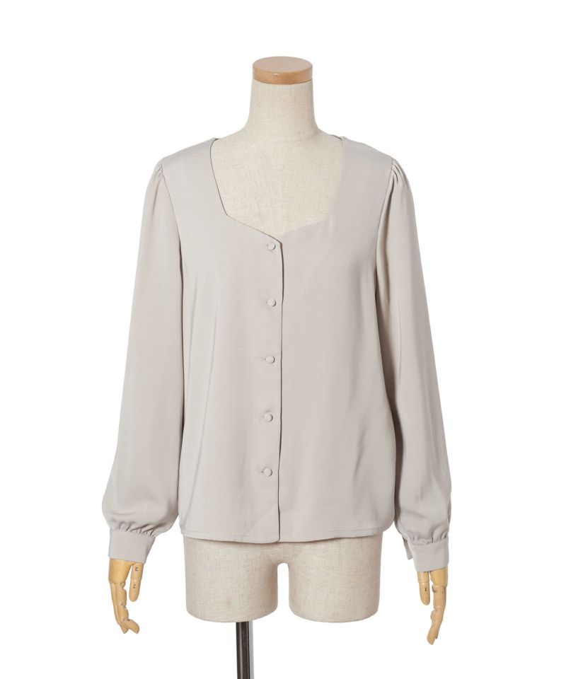 When the cape is removed (light gray×gray)