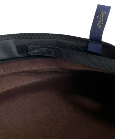 Size adjustment string (brown)