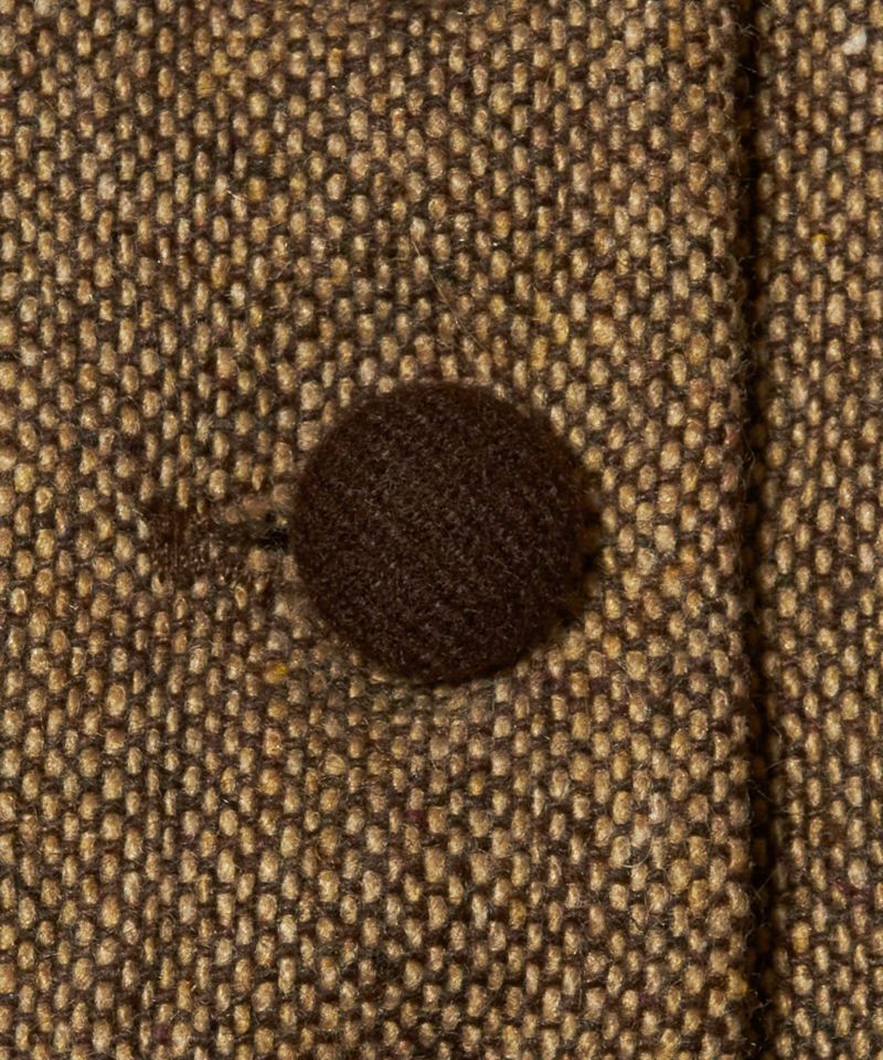 Button up (brown)
