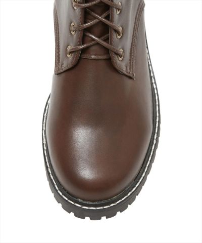 toes (brown)