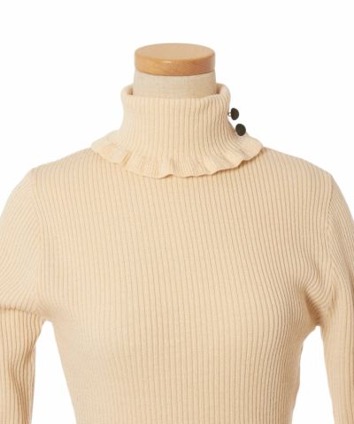 Front up (off white)
