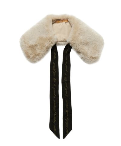 When the ribbon is untied (ivory×black)