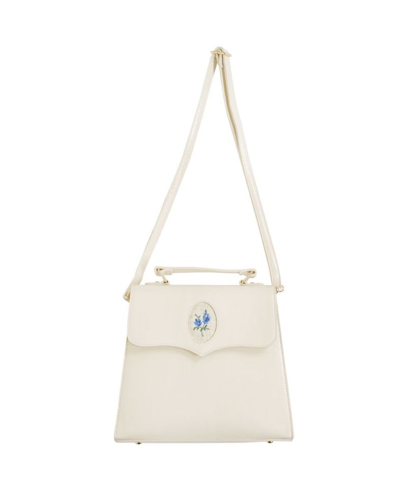 Shoulder type (ivory)