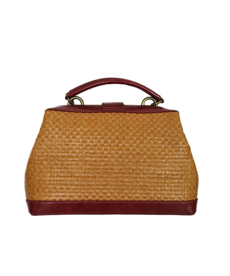 Back (camel)