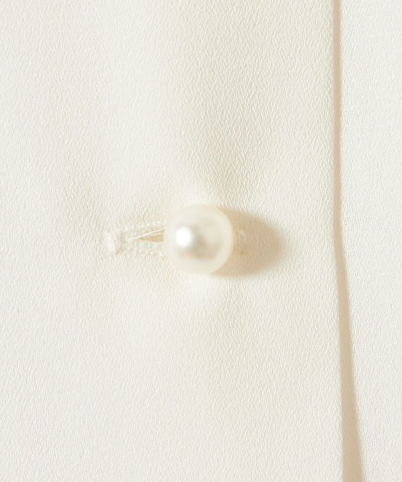 釦アップ (off white)