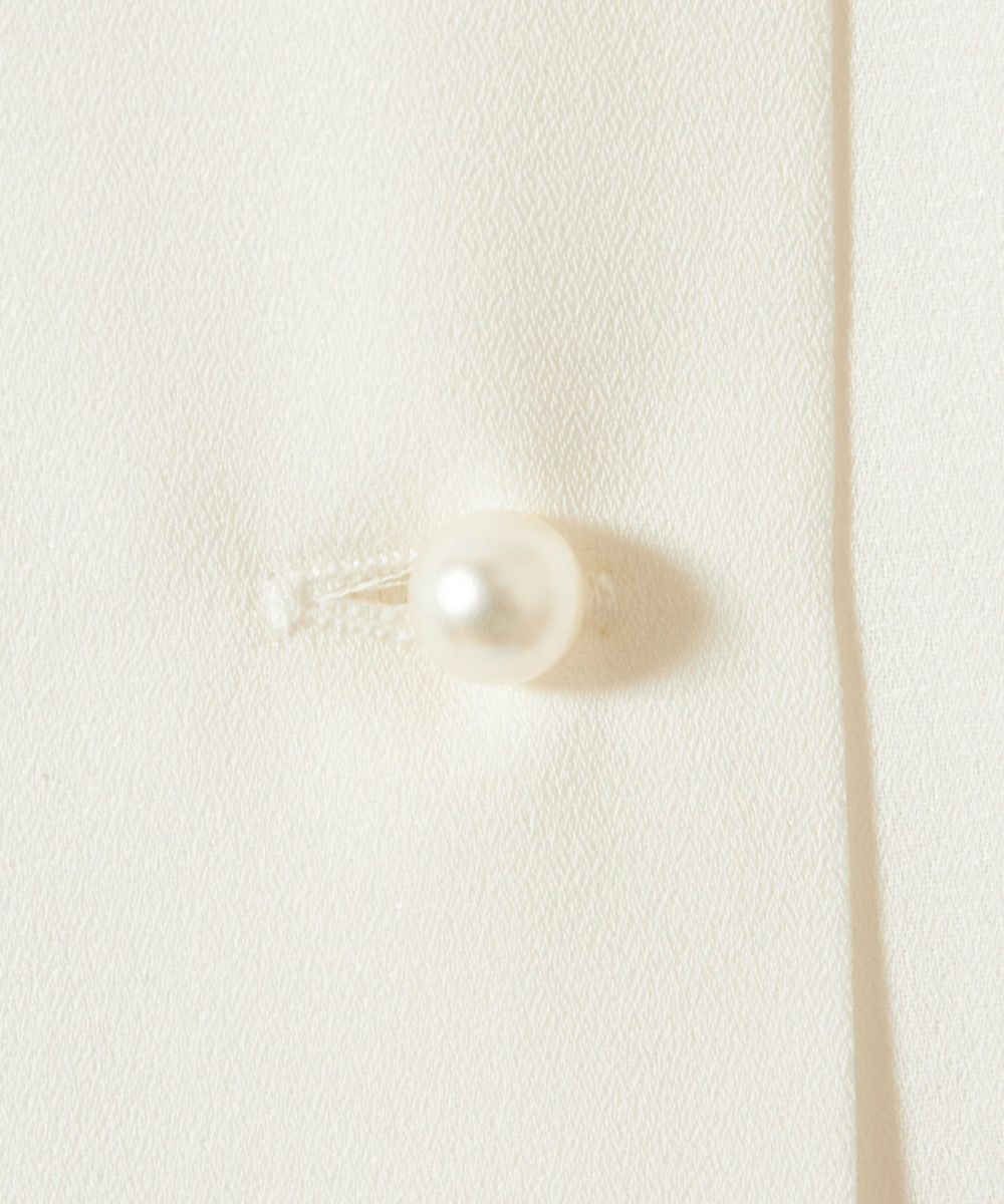 釦アップ (off white)