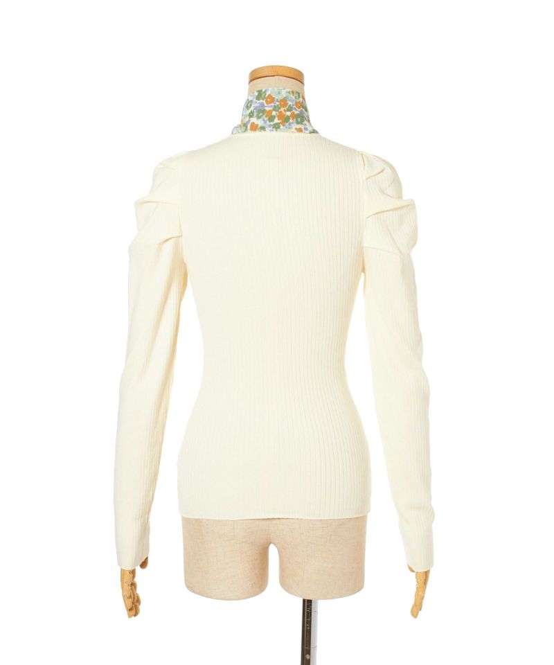 off white (back)