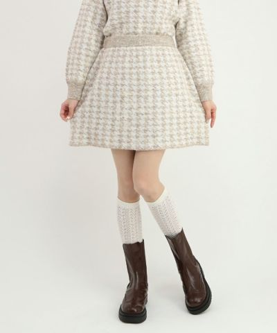 □ Houndstooth knit flared skirt / F i.n.t [44AG08k017]