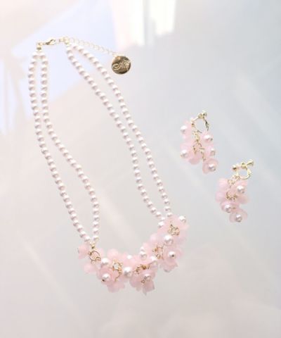 □ Flower pearl necklace / an another angelus [45BB02a006]