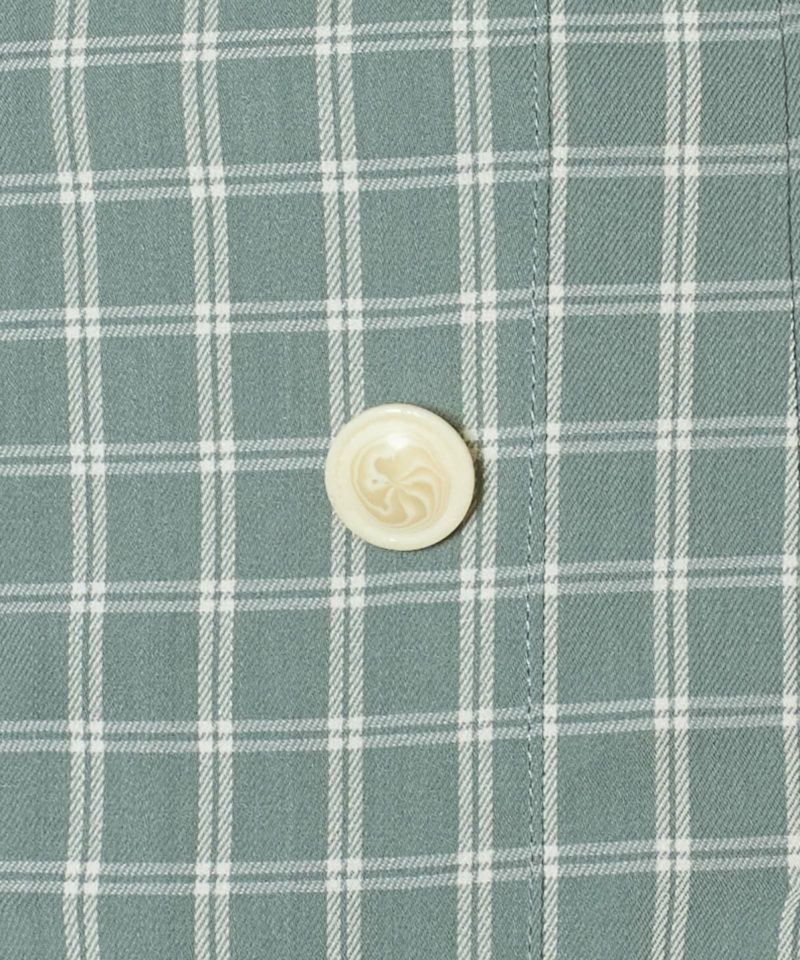 Button (green×white)