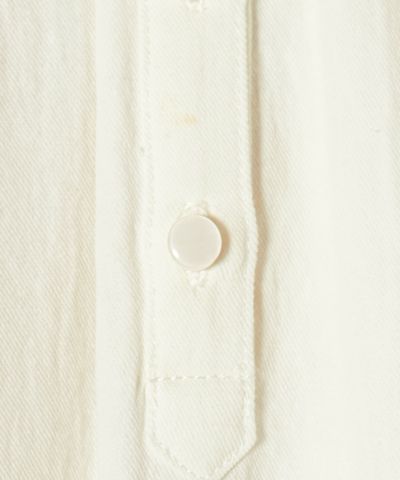 button (white)