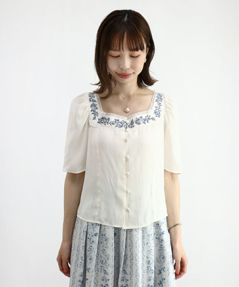 off white × blue / 158cm / 裾を出した場合