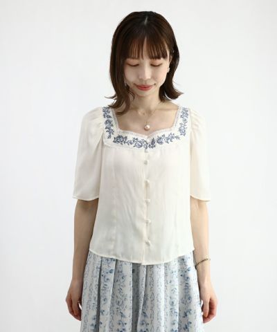 off white × blue / 158cm / 裾を出した場合
