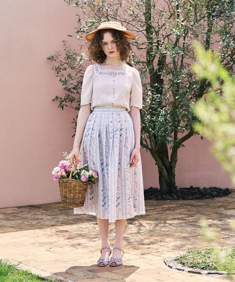 ivory × pink