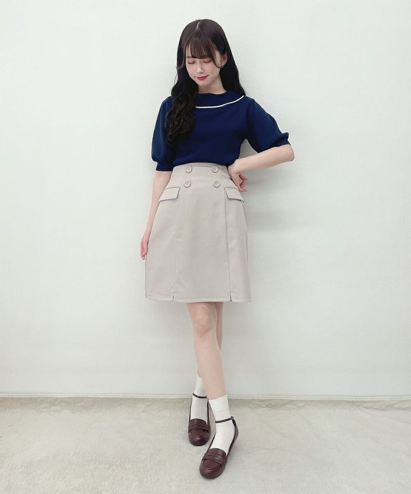 navy×white / 162cm / ボウタイを後ろにした状態