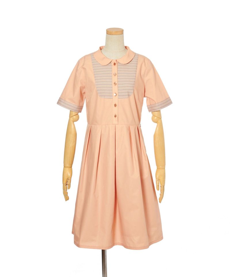 Salmon pink