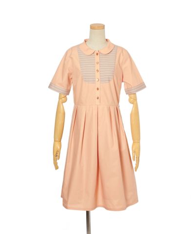 Salmon pink