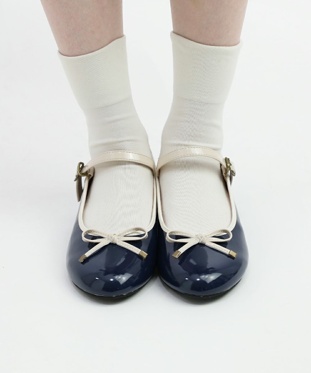 navy×white