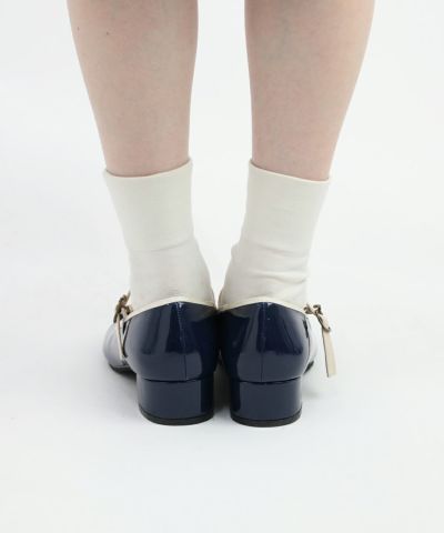 Navy × white