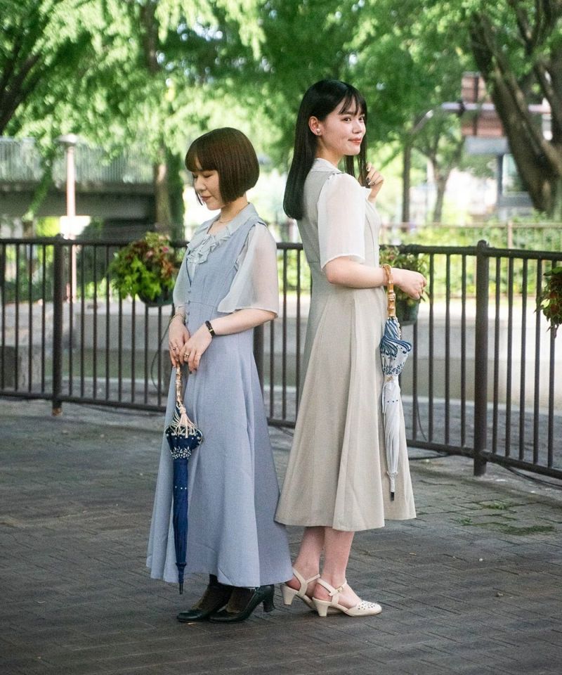 Left: blue gray / 149cm / free size right: beige / 167cm / free size