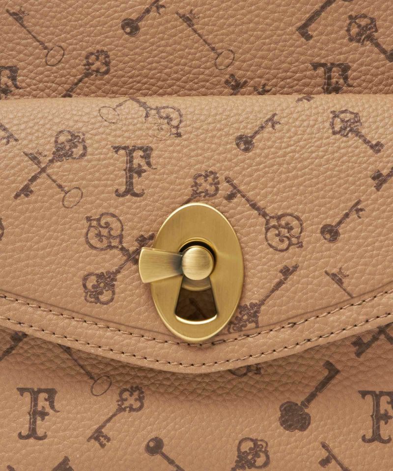 Metal fittings (beige×brown)