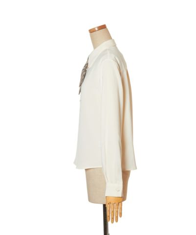Side (off white)