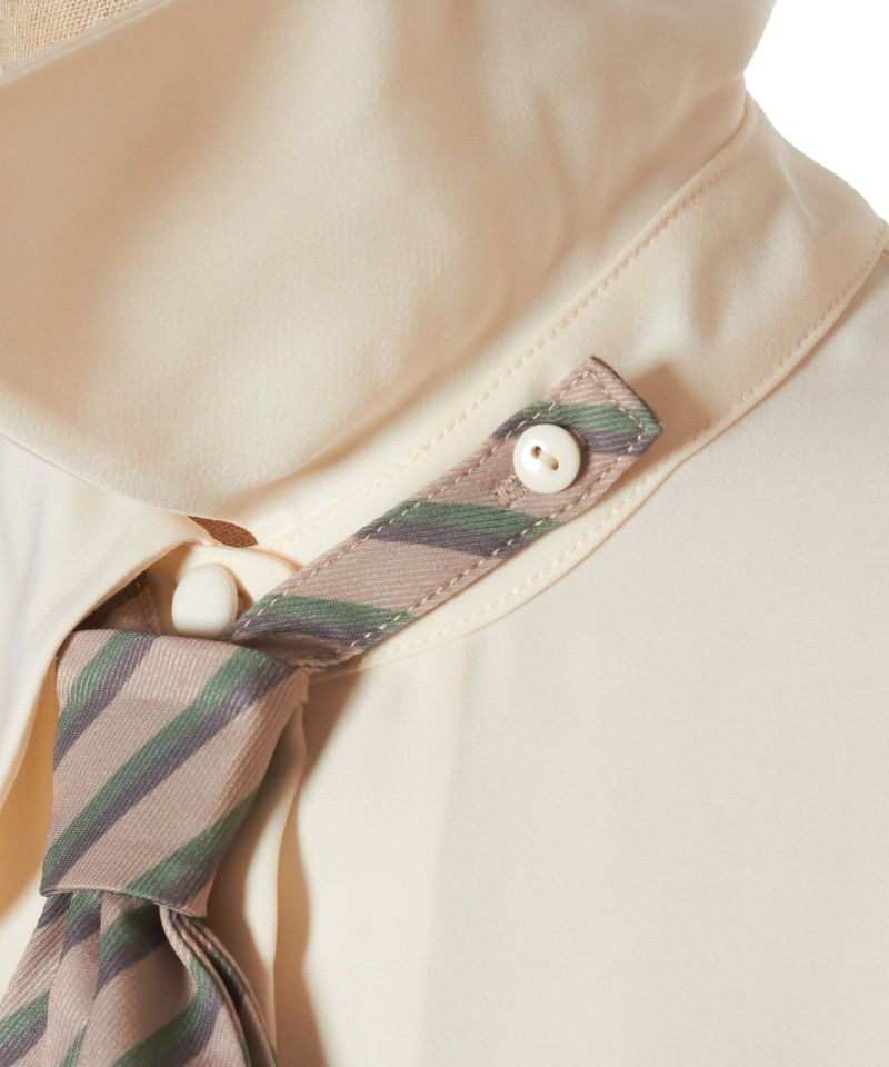 Inside button (off white)