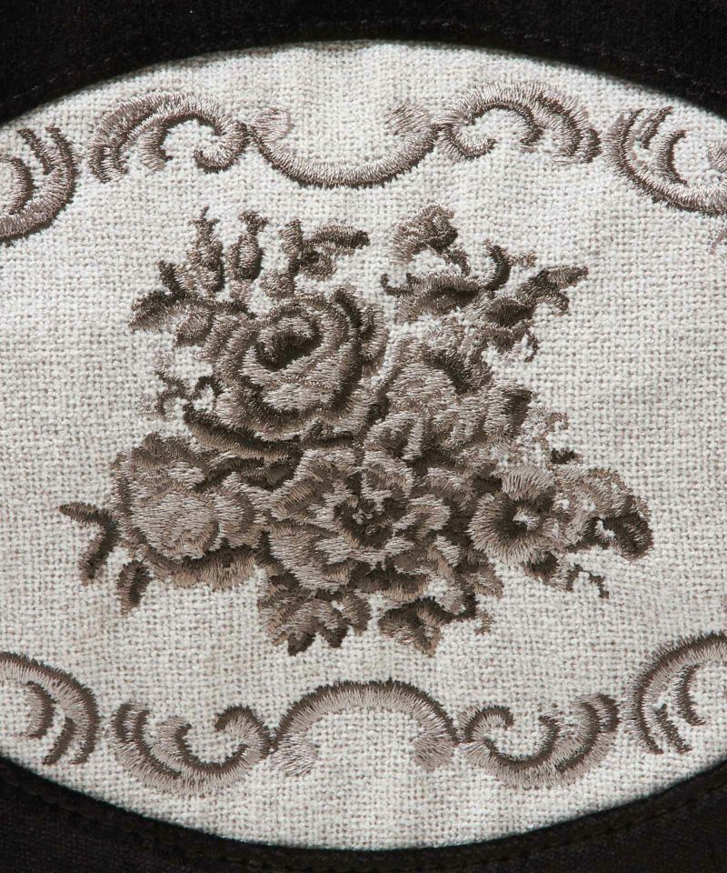Embroidery up (black)