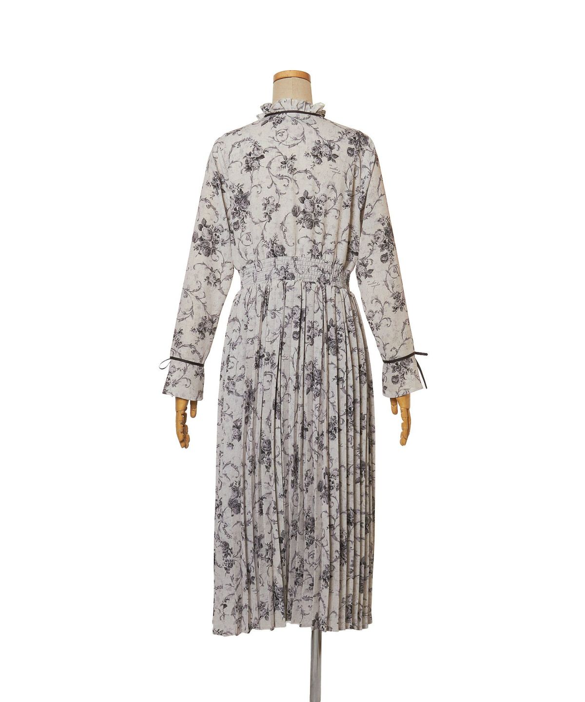 バック (charcoal)