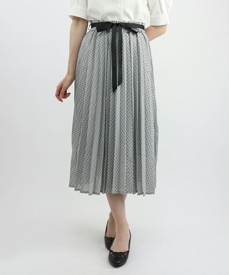 black × white / 158cm